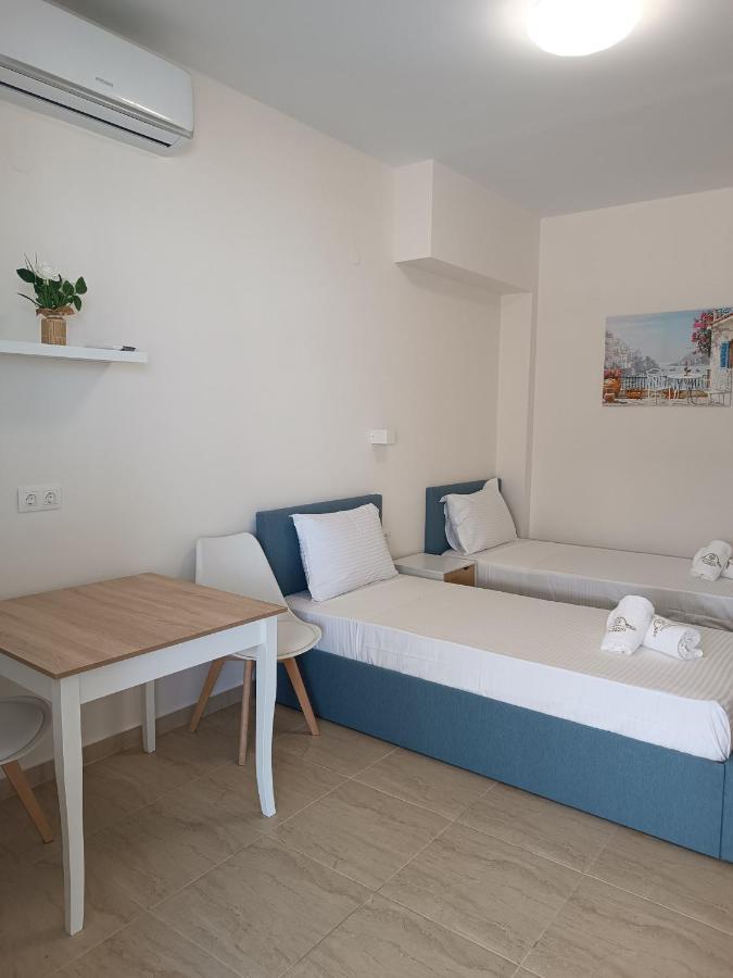 Navarino Luxe Suites With Sea View Peraía Eksteriør bilde